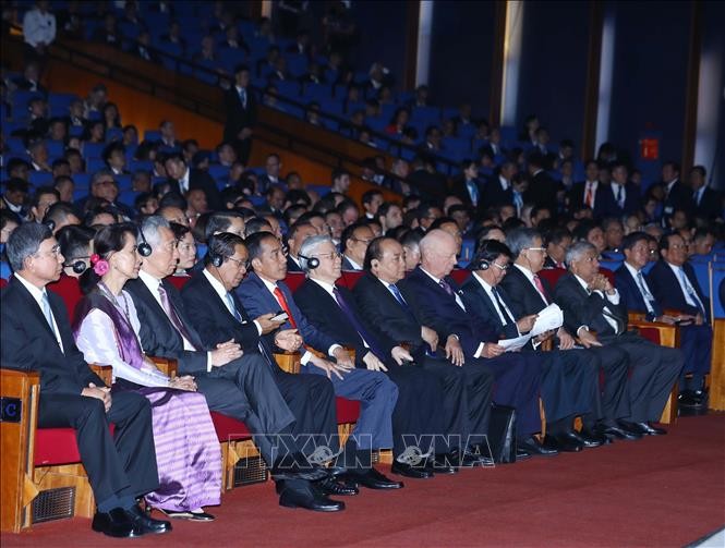 Các đại biểu tham dự phiên khai mạc toàn thể WEF ASEAN 2018. Ảnh: Thống Nhất/TTXVN