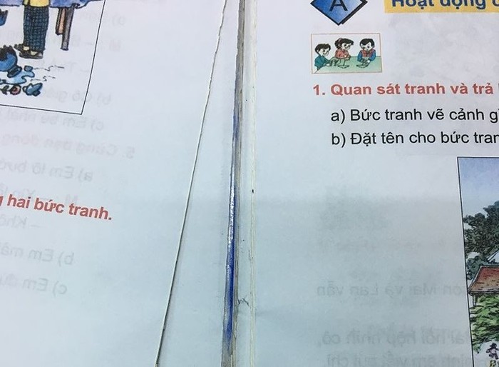 Giáo viên đã từng phản ánh tình trạng sách VNEN bị bung rách rời nhau. Ảnh: Thảo Ly/ Giaoduc.net.vn