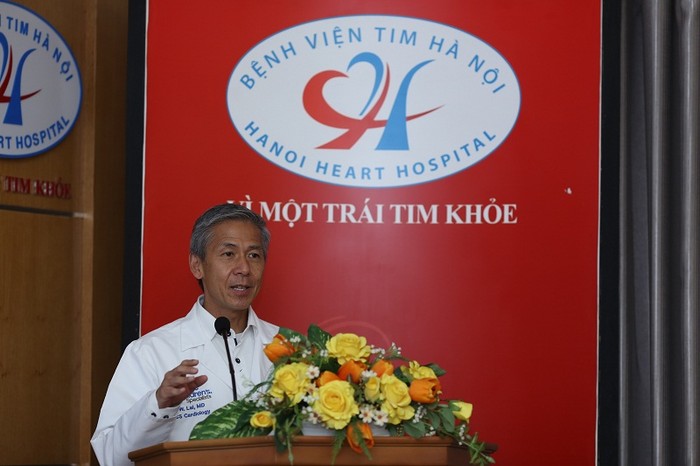 Bác sỹ Wyman Lai – Giám đốc chuyên môn của tổ chức MD1World phát biểu