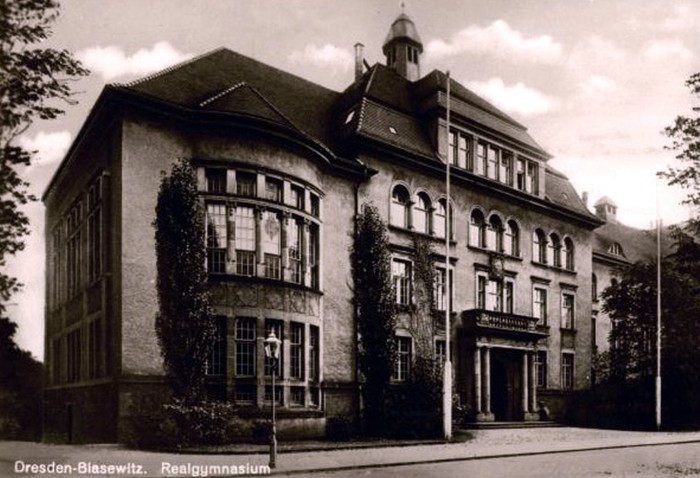 Trường Realgymnasium Blasewitz năm 1940
