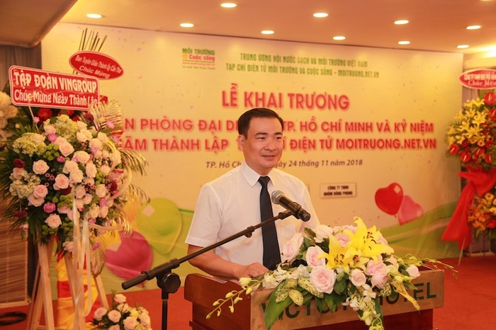 Ông Nguyễn Văn Toàn – Tổng biên tập Tạp chí điện tử Môi trường và Cuộc sống phát biểu tại lễ khai trương