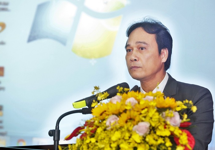 Ông Nguyễn Quỳnh Lâm – Tổng Giám đốc Vietsovpetro báo cáo tại kỳ họp Hội đồng lần thứ 50