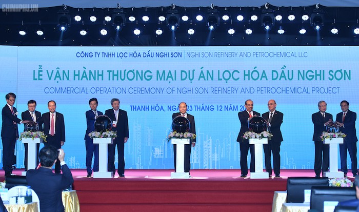 Thủ tướng Nguyễn Xuân Phúc dự lễ vận hành thương mại Nhà máy lọc hóa dầu Nghi Sơn. Ảnh: Chinhphu.vn