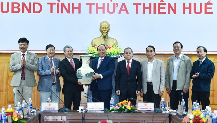 Thủ tướng kiểm tra công tác chuẩn bị Tết Nguyên đán tại Thừa Thiên - Huế ảnh 2