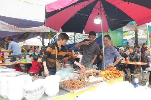 Các địa phương cần tăng cường đảm bảo an toàn thực phẩm mùa lễ hội Xuân 2019. Ảnh: Baobacninh.com.vn