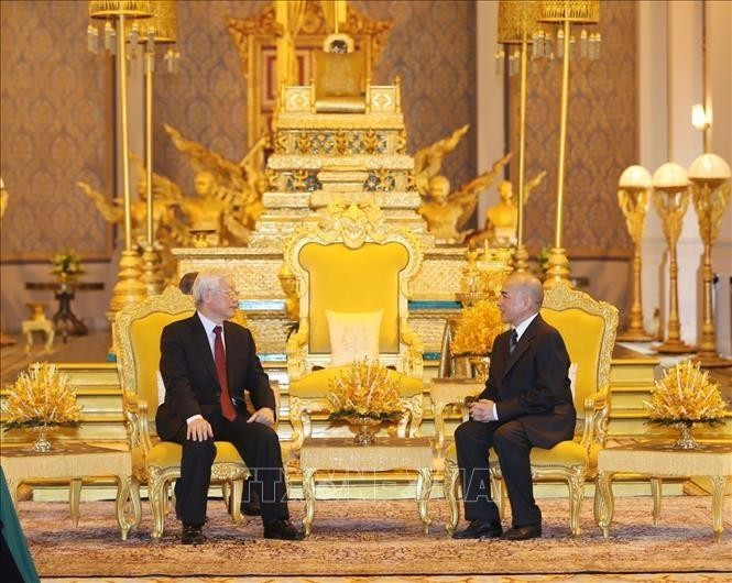 Tổng Bí thư, Chủ tịch nước Nguyễn Phú Trọng hội đàm với Quốc vương Campuchia Norodom Sihamoni. Ảnh: Trí Dũng/TTXVN