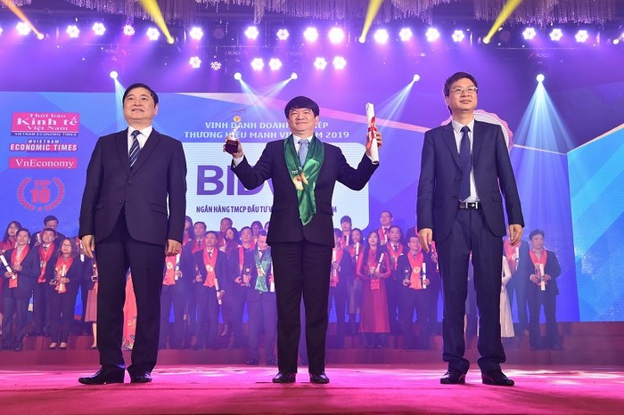 Ngày 06/4/2019, BIDV được vinh danh “Top 10 doanh nghiệp Thương hiệu mạnh Việt Nam 2018”