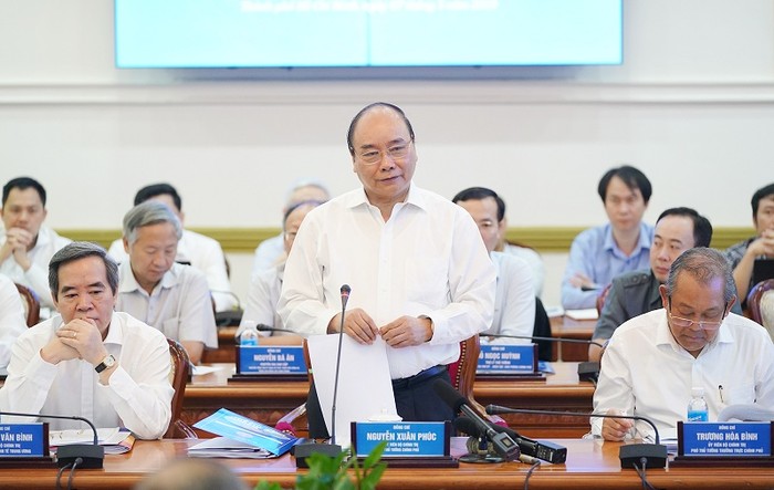 Ngày 7/5, Tiểu ban Kinh tế - Xã hội của Đại hội Đảng XIII có cuộc làm việc với Thành phố Hồ Chí Minh và một số địa phương Nam Bộ, dưới sự chủ trì của Thủ tướng Nguyễn Xuân Phúc. Ảnh: VGP