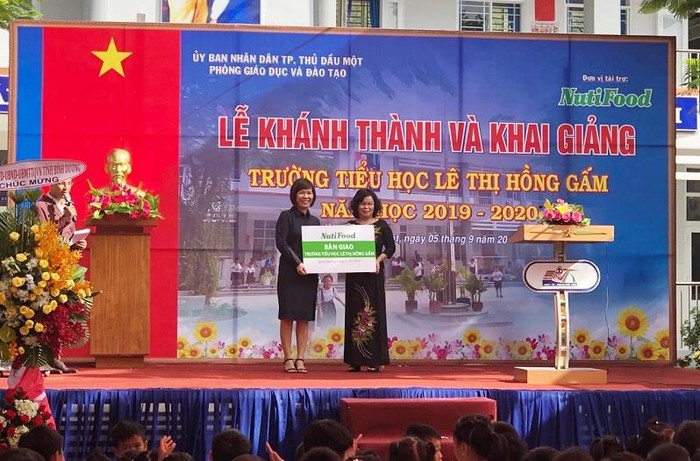 NutiFood tài trợ 10 tỷ đồng xây dựng trường Lê Thị Hồng Gấm.