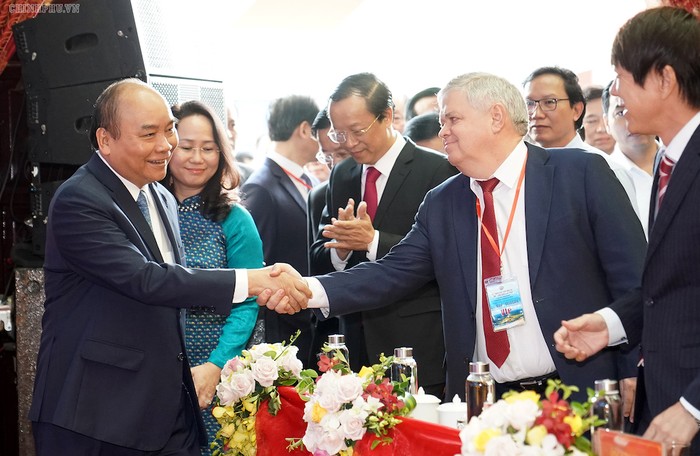 Thủ tướng Chính phủ Nguyễn Xuân Phúc dự hội nghị xúc tiến đầu tư năm 2019 của tỉnh Lạng Sơn. (Ảnh: Chinhphu.vn)