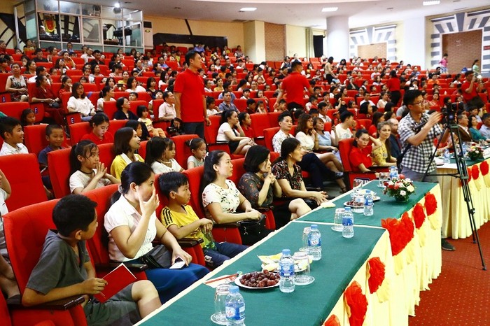 Cuộc thi nhận được sự ủng hộ từ đông đảo phụ huynh và học sinh.