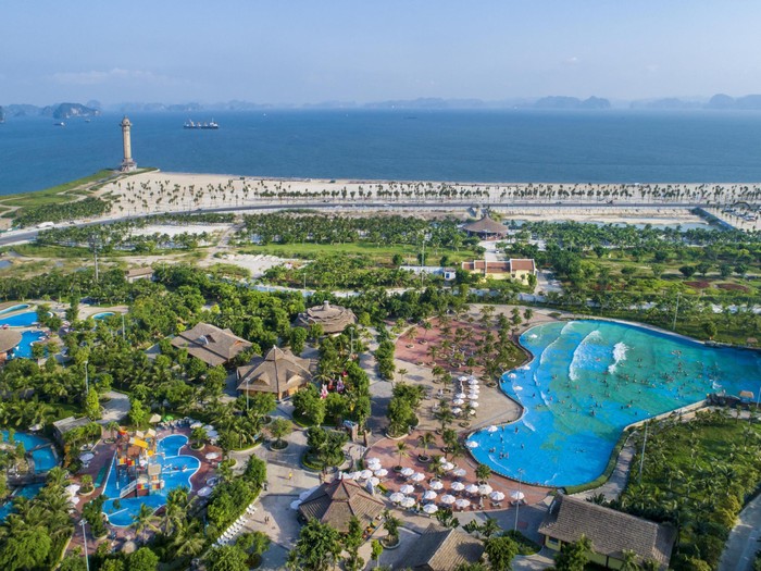 Tổ hợp Sun World Halong Complex do Sun Group đầu tư tại Bãi Cháy, Quảng Ninh