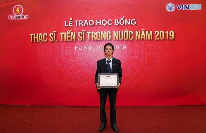 Học viên Phạm Đức Chinh, sinh viên xuất sắc của Đại học Bách Khoa Hà Nội bày tỏ vinh dự khi được nhân học bổng của Quỹ VINIF.
