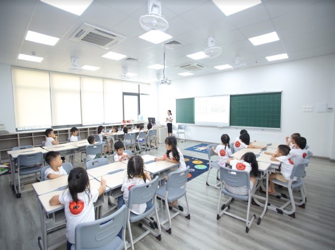 Sunshine Maple Bear là hệ thống đầu tiên tại Việt Nam mua bản quyền chương trình đào tạo uy tín của Maple Bear Canada – đất nước có nền giáo dục tốt bậc nhất thế giới.