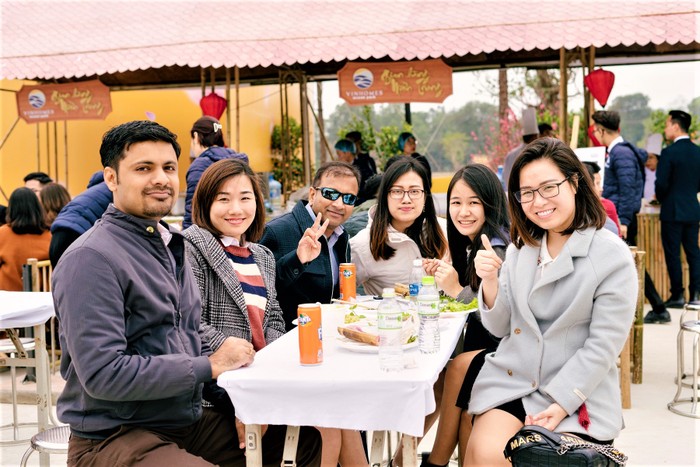 Người nước ngoài cũng tỏ ra thích thú với Lễ hội ẩm thực, qua đó lan tỏa văn hóa văn hóa Việt ra thế giới