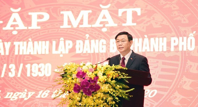 Bí thư Thành ủy Hà Nội Vương Đình Huệ phát biểu tại buổi gặp mặt (Ảnh: Toquoc.vn)