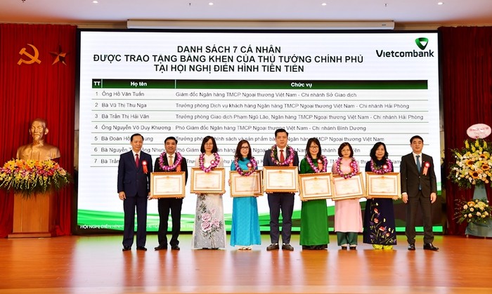 Hội nghị Điển hình tiên tiến Ngân hàng Ngoại thương Việt Nam lần thứ V ảnh 2