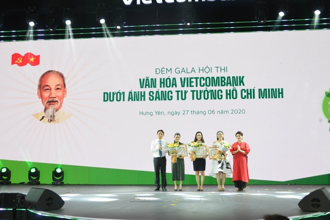 Ấn tượng hội thi “Văn hoá Vietcombank dưới ánh sáng tư tưởng Hồ Chí Minh” ảnh 4
