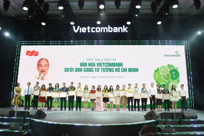 Ấn tượng hội thi “Văn hoá Vietcombank dưới ánh sáng tư tưởng Hồ Chí Minh” ảnh 6