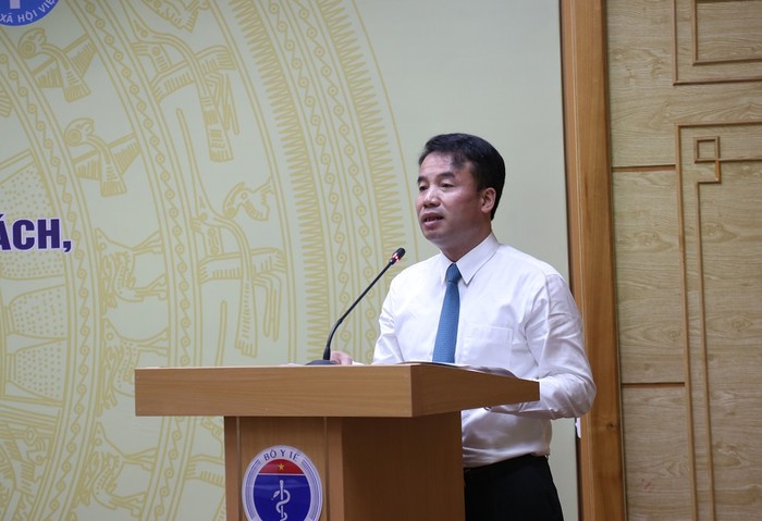 Tổng Giám đốc Bảo hiểm xã hội Việt Nam - ông Nguyễn Thế Mạnh phát biểu tại buổi lễ.