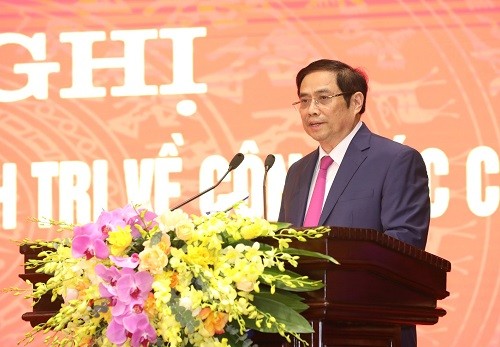 Trưởng Ban Tổ chức Trung ương Phạm Minh Chính phát biểu tại hội nghị. (Ảnh: VGP/Đoàn Bắc)