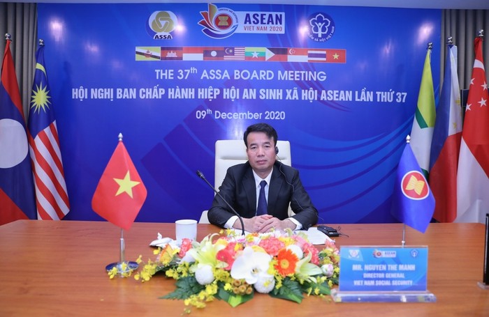 Ông Nguyễn Thế Mạnh - Tổng Giám đốc Bảo hiểm xã hội Việt Nam phát biểu chào mừng Hội nghị.
