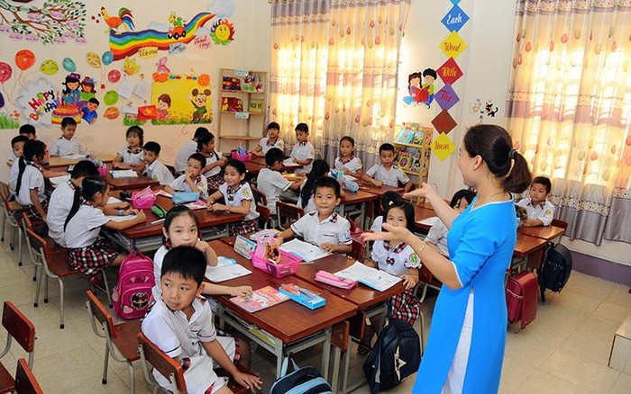 Từ ngày 1/1/2021, giáo viên nghỉ hưu trước tuổi sẽ được hưởng lương như thế nào? (Ảnh minh họa: Nhandan.com.vn)