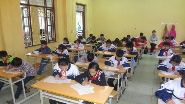 Học sinh làm bài kiểm tra học kì. (Ảnh minh họa: Giaoducthoidai.vn)