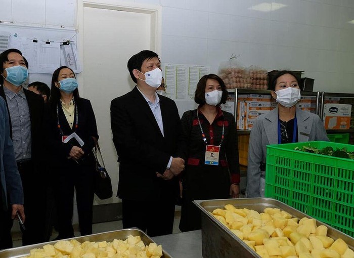 Bộ trưởng Nguyễn Thanh Long kiểm tra nơi lưu trú, ăn nghỉ của đại biểu tham dự Đại hội.