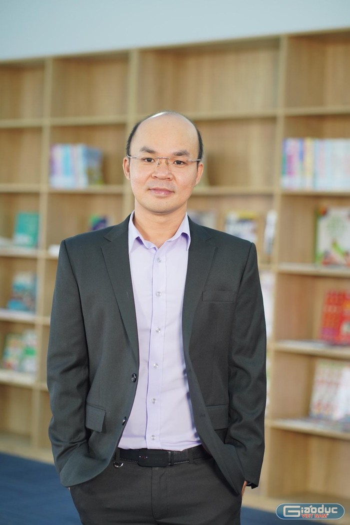Thầy Ngô Thành Nam - Hiệu trưởng Trường Tiểu học Khai Nguyên, Cố vấn học tập Microsoft (Ảnh: Thầy Nam cung cấp)