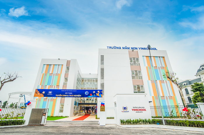 Trường Mầm non Vinschool Star City nằm trong khu đô thị Vinhomes Star City (Ðại lộ Lê Lợi, Ðông Hải, Thành phố Thanh Hóa)
