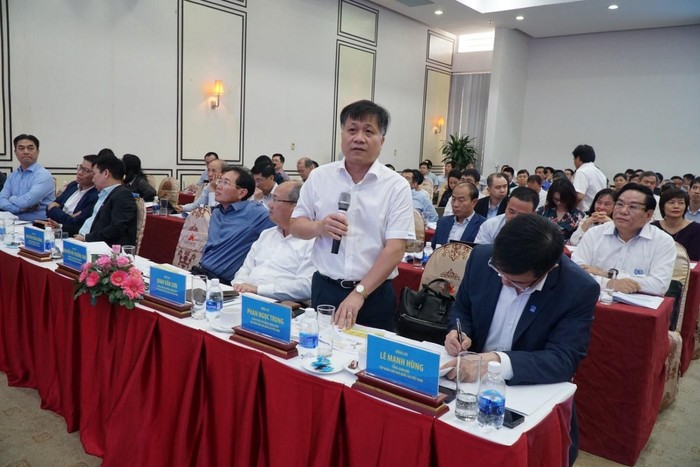 Đồng chí Phan Ngọc Trung - Thành viên Hội đồng thành viên Petrovietnam đóng góp ý kiến thảo luận.