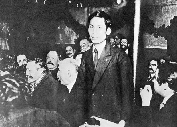 Chàng thanh niên yêu nước Nguyễn Ái Quốc (tên của Chủ tịch Hồ Chí Minh trong thời gian hoạt động cách mạng ở Pháp) trở thành một trong những người sáng lập Đảng Cộng sản Pháp, và cũng là người Cộng sản đầu tiên của dân tộc Việt Nam. (Nguồn: Tư liệu/TTXVN)