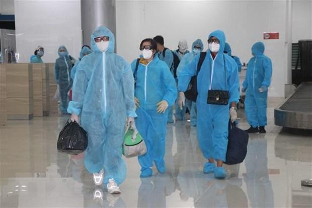 Chuyến bay miễn phí đầu tiên chở hơn 190 người Bình Định từ Thành phố Hồ Chí Minh về quê nhà. (Ảnh: Phạm Kha/TTXVN)