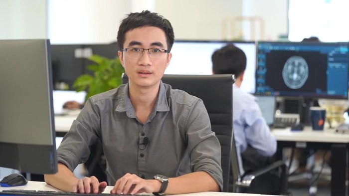 Kỹ sư Nguyễn Bá Dũng (VinBigdata) vừa vượt qua gần 2.000 đối thủ đến từ những tập đoàn công nghệ lớn trên thế giới giành vị trí đầu bảng duy nhất với phần thưởng 30.000 đô la Mỹ.
