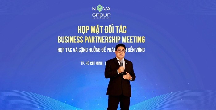Ông Bùi Xuân Huy – Tổng Giám đốc Novaland chia sẻ tại chuỗi sự kiện Họp mặt đối tác