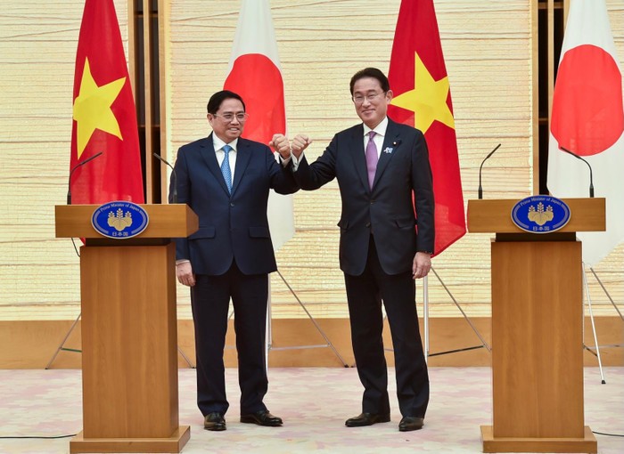 Thủ tướng Phạm Minh Chính và Thủ tướng Nhật Bản Kishida Fumio. Ảnh: VGP/Nhật Bắc