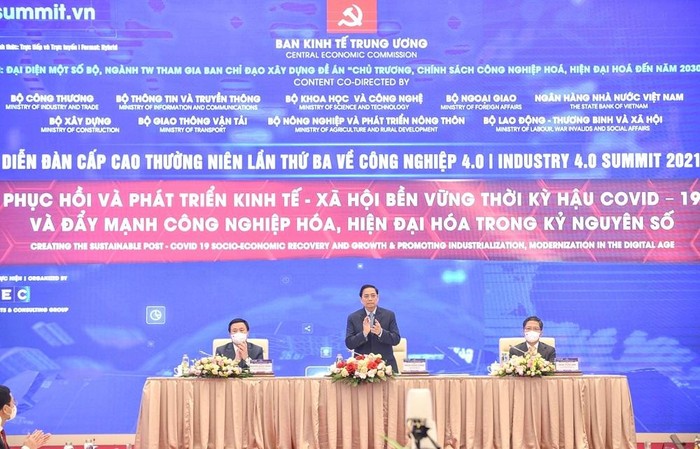 Thủ tướng Chính phủ Phạm Minh Chính dự, chủ trì và có bài phát biểu quan trọng tại Phiên toàn thể Diễn đàn cấp cao thường niên lần thứ 3 về cách mạng công nghiệp lần thứ 4. Ảnh: VGP