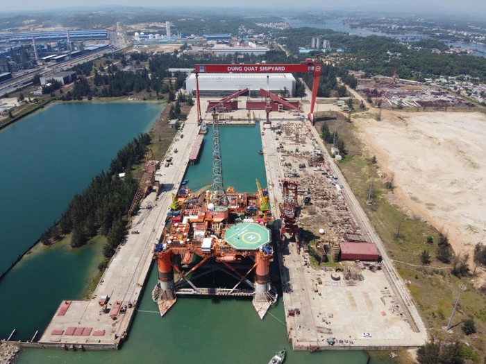 Toàn cảnh Nhà máy đóng tàu Dung Quất - DQS