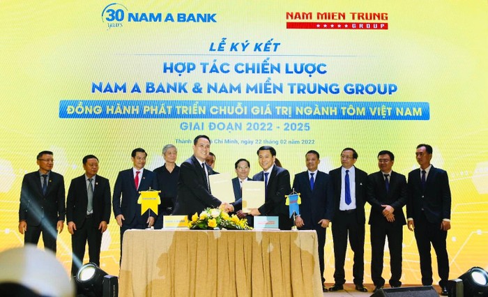 Lễ ký kết hợp tác chiến lược Nam A Bank và Nam Miền Trung Group