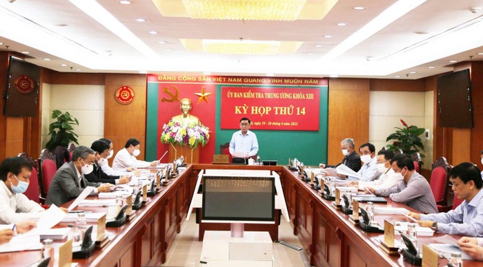 Trong hai ngày 19 và 20/4/2022, tại Hà Nội, Ủy ban Kiểm tra Trung ương đã họp Kỳ thứ 14.
