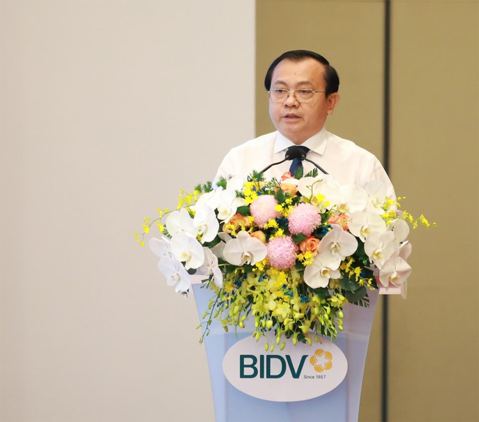 Ông Lê Tấn Cận, Phó Chủ tịch thường trực Ủy ban nhân dân tỉnh Bạc Liêu phát biểu tại buổi lễ