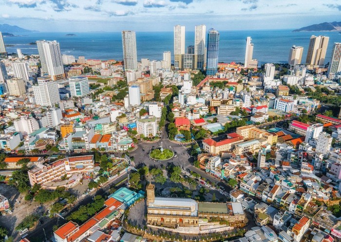 Nha Trang lọt vào danh sách 4 thành phố đáng sống nhất Việt Nam (Ảnh: Trần Anh Khoa).