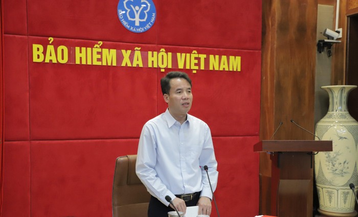 Tổng Giám đốc Bảo hiểm xã hội Việt Nam Nguyễn Thế Mạnh phát biểu tại cuộc họp
