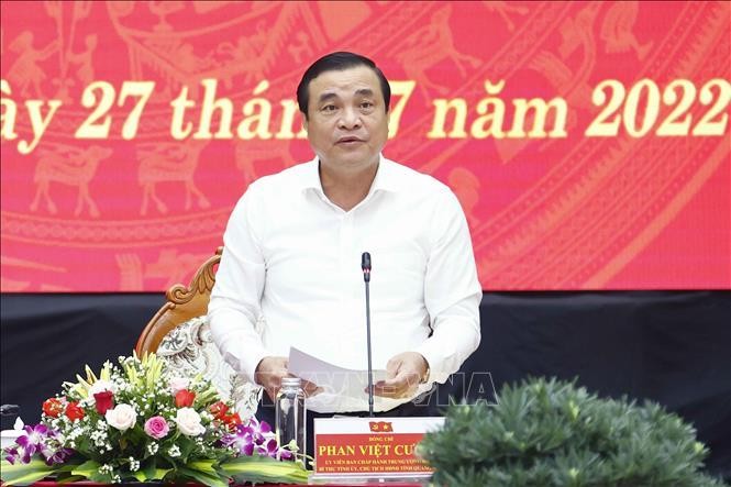 Đồng chí Phan Việt Cường, Ủy viên Trung ương Đảng, Bí thư Tỉnh ủy, Chủ tịch Hội đồng nhân dân tỉnh Quảng Nam phát biểu.