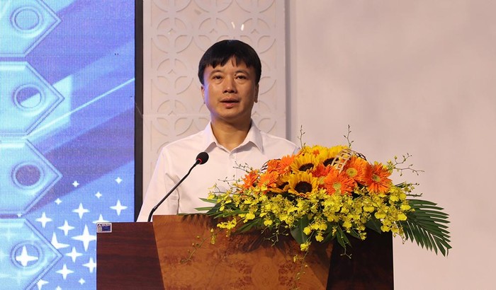 Phó Tổng giám đốc EVNNPT – Lưu Việt Tiến phát biểu tại Hội nghị