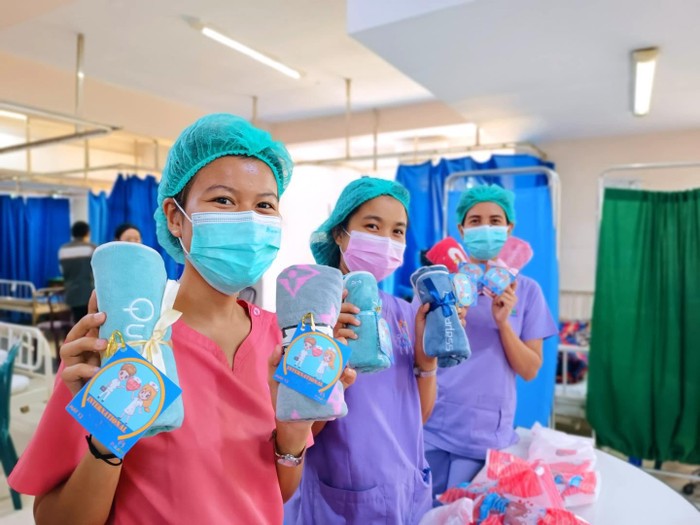 Nhân viên y tế bệnh viện Parami, thuộc hệ thống Golden Zanekka Public (Myanmar), một trong những bệnh viện sẽ ứng dụng DrAidTM vào chẩn đoán hình ảnh.