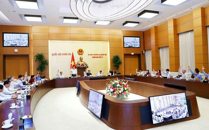 Ủy ban Thường vụ Quốc hội mới ban hành Nghị quyết số 584/NQ-UBTVQH15. (Ảnh: VGP)