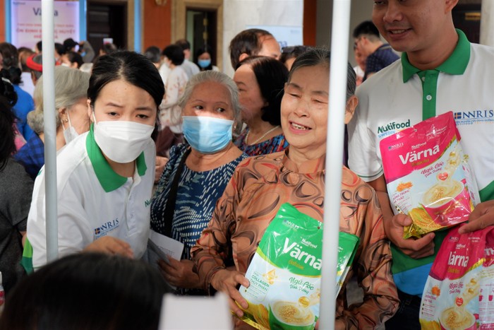 Värna là bộ giải pháp dinh dưỡng “đo ni đóng giày” cho người cao tuổi Việt Nam.