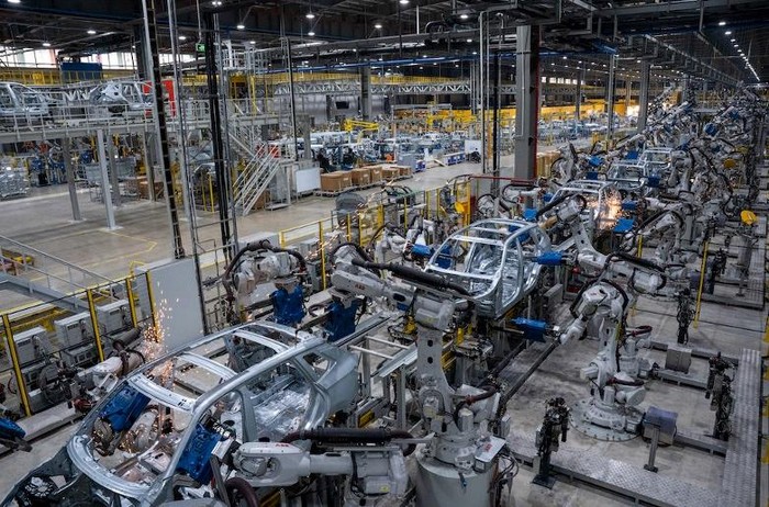 Nhà máy VinFast sở hữu công nghệ sản xuất ô tô hiện đại hàng đầu khu vực.